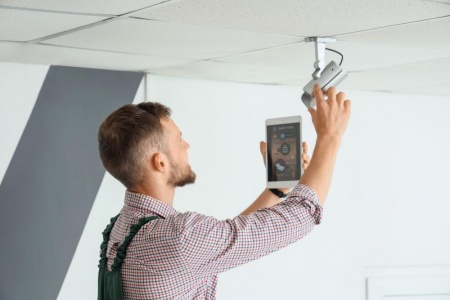 Pourquoi choisir une salle de sport avec électrostimulation pour progresser